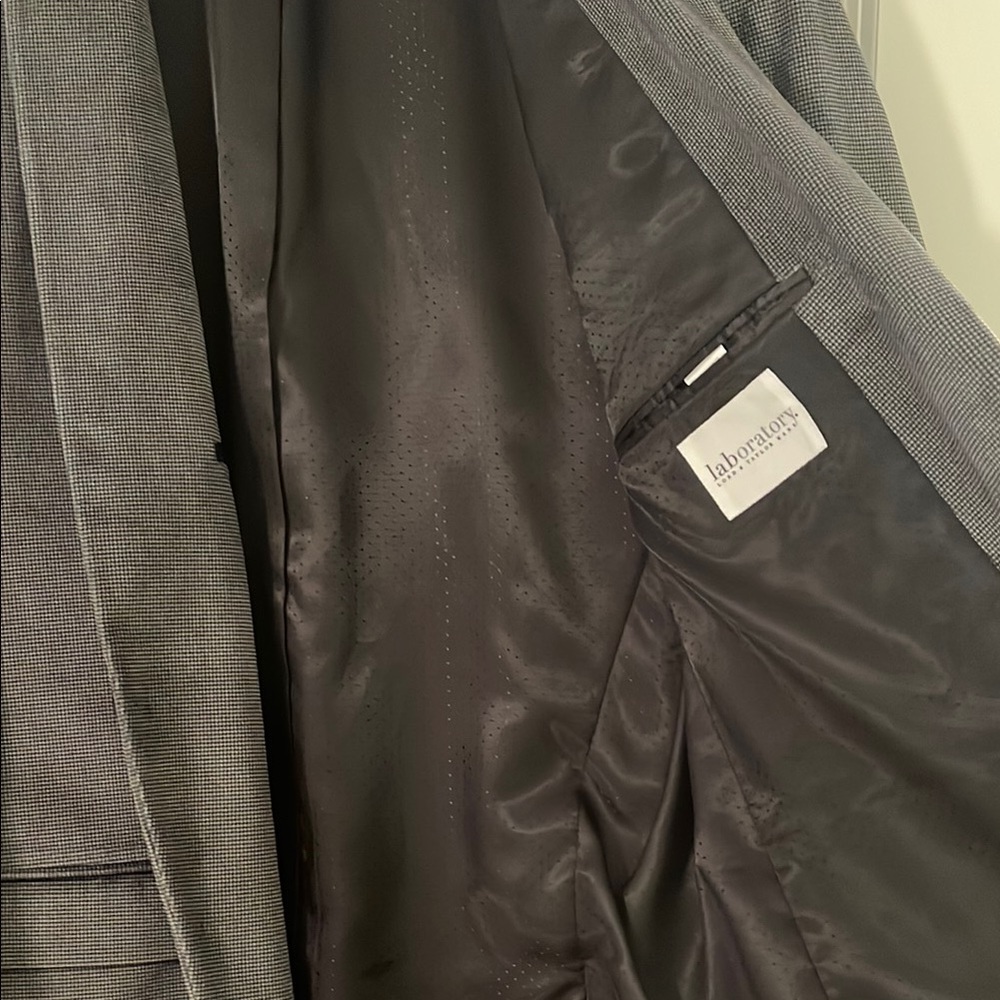 New Men's 42R Gray Blazer - Picture 3 of 3